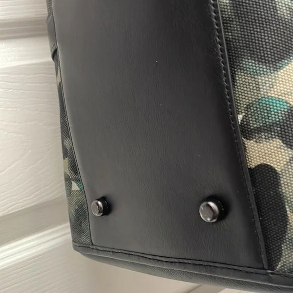 Coach Gotham Duffle Bag Camo Canvas Green Blue - Picture 7 of 16